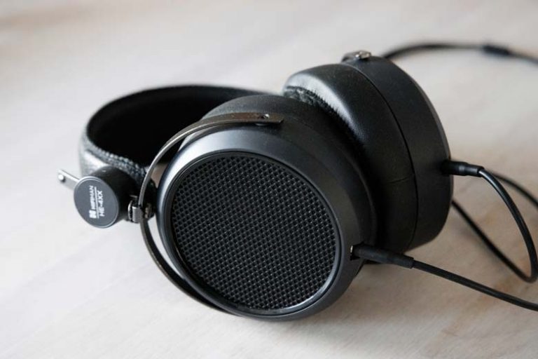 Bluetooth vs. Wired Headphones Sound Quality Compared