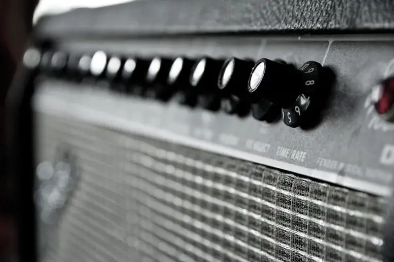 Tube Amp Sounding Muddy and Distorted? Here’s Why!