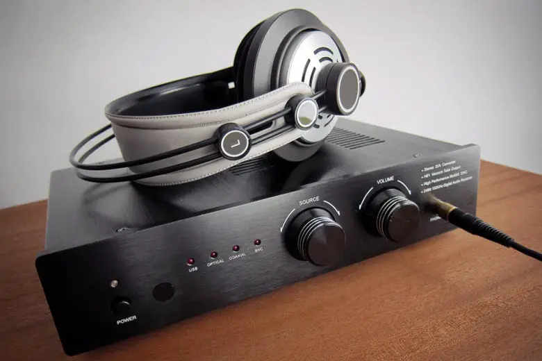 Headphone amp under 200